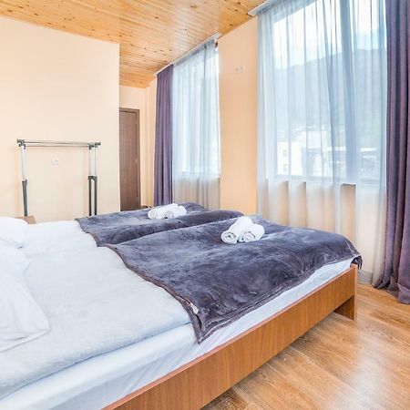 מסטיה Hotel Gallery מראה חיצוני תמונה